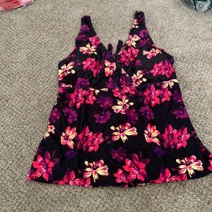 Two piece swimsuit from Doris with a Tankini top